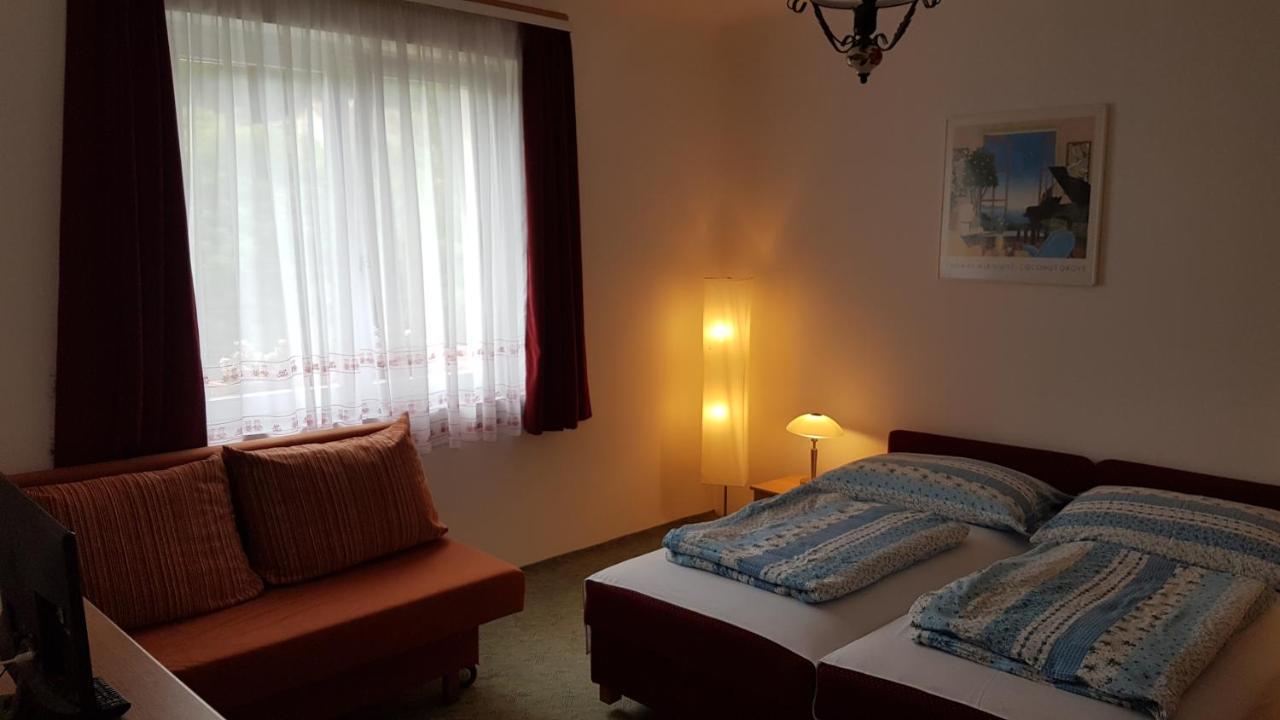 Ferienwohnung Zeller Apartman Visegrád Exterior foto