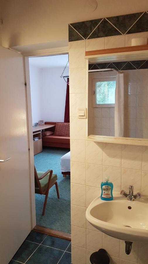 Ferienwohnung Zeller Apartman Visegrád Exterior foto