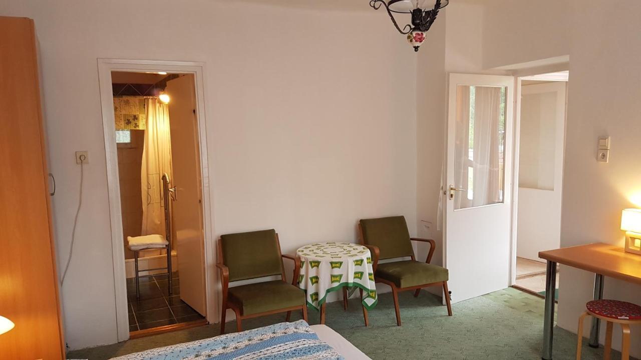 Ferienwohnung Zeller Apartman Visegrád Exterior foto